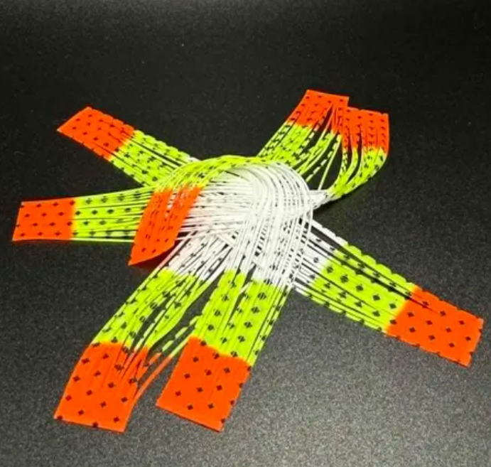 SKIRT TABS