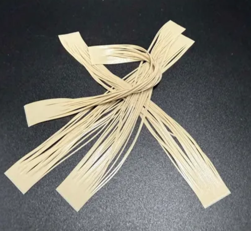 SKIRT TABS