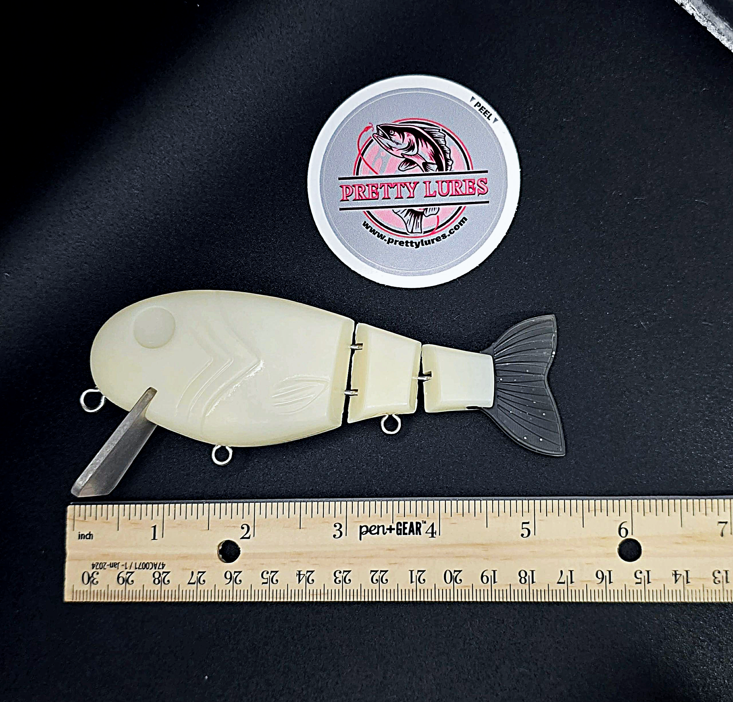 Tear Drop Wake Bait (Round Eye)